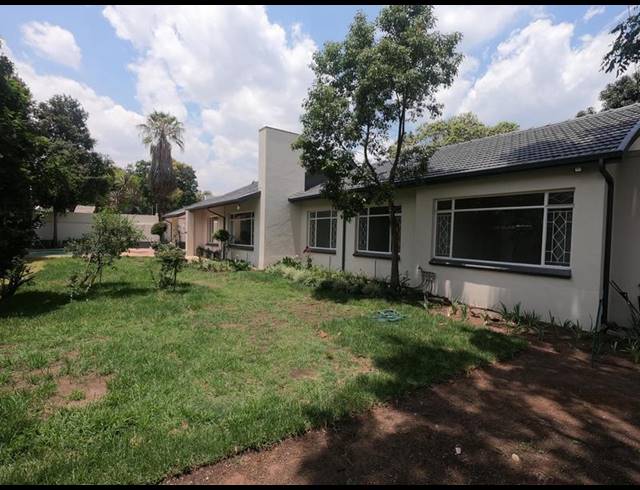 4 BEDROOM HOUSE FOR SALE IN PARKMORE